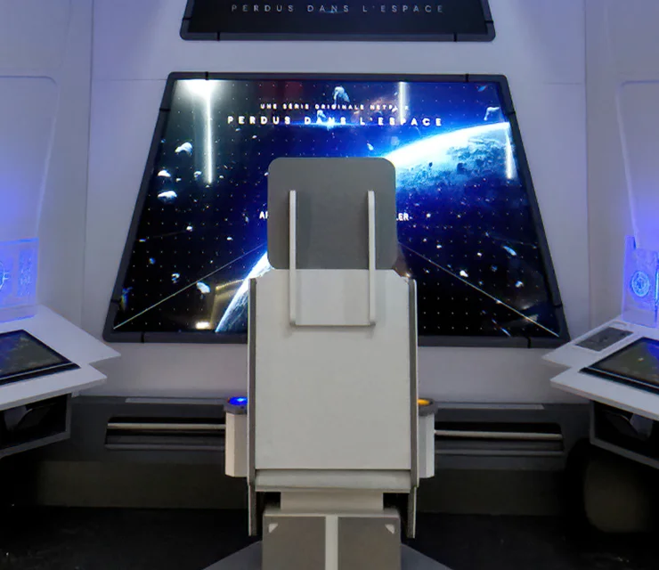 netflix-lost-in-space-spaceship-interior-04